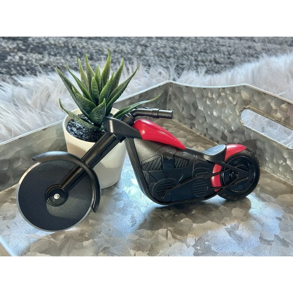 Motorcycle Pizza Cutter, Stainless Steel Pizza Cutter‎ Two Wheels, Novelty